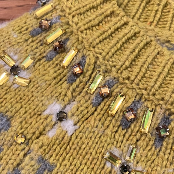 Yellow Patterned Sweater - Picture 5 of 5